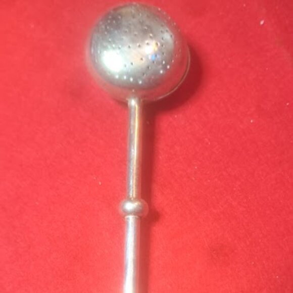 Antique Old Spring Action Tea Seeper Spoon Infuser Steeper Kitchenware - Picture 1 of 3